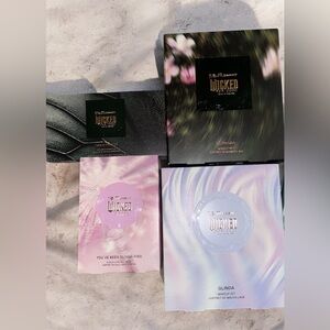 R.E.M. Beauty Wicked Eyeshadow Palette Bundle (NEW)